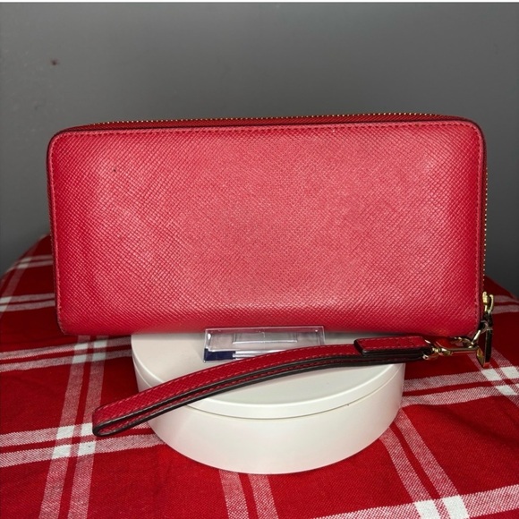 Tory Burch Pink Zip-Around Wallet - Picture 2 of 6